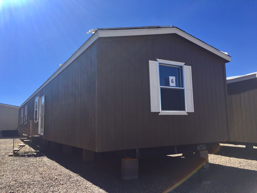 Fleetwood BERKSHIRE 32X62 Mobile Home For Sale in Española, New Mexico