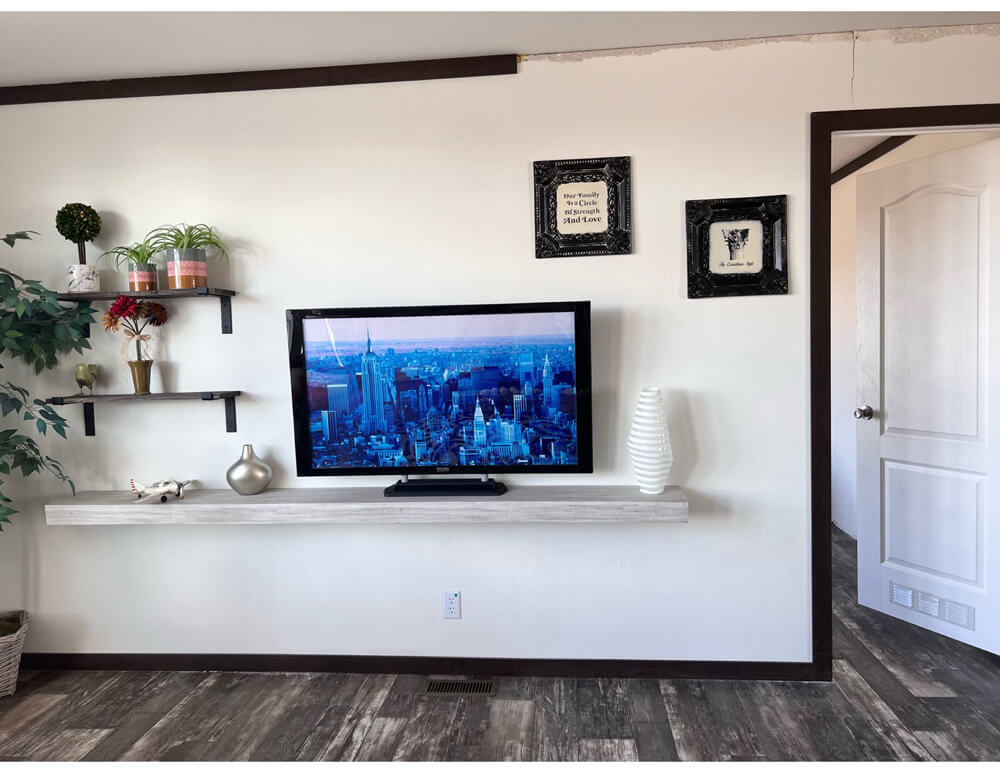 Champion CSD 3276L Mobile Home for Sale in Española, New Mexico